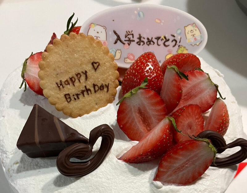 誕生日ケーキ